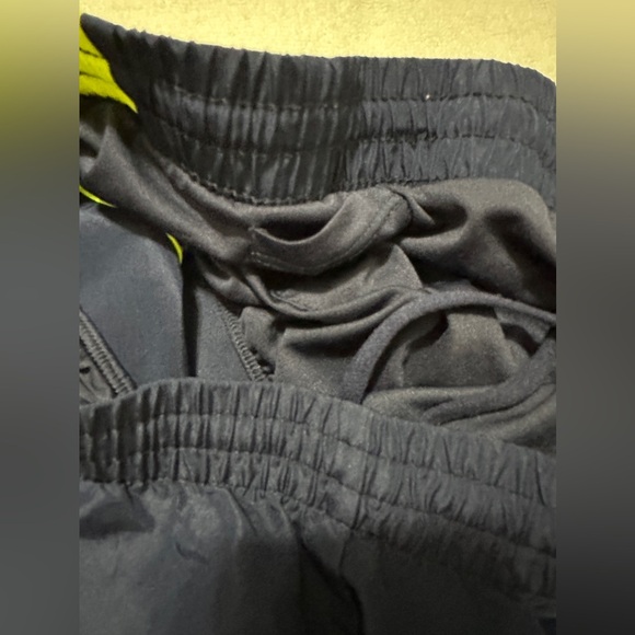 Danskin women’s shorts size XXL (20) - Picture 7 of 7